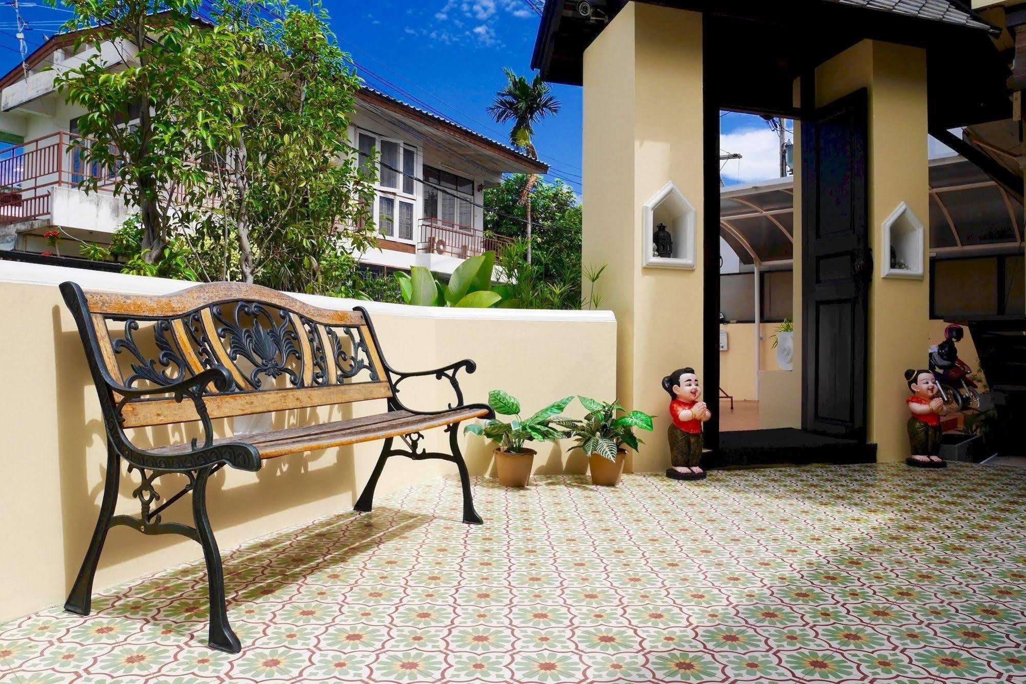 Na Thapae Hotel Chiang Mai Luaran gambar
